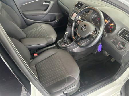 2015 Volkswagen Polo - thumbnail 6