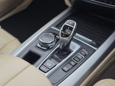 2015 BMW X5 XDR 25D SE G1 2TB 7 KS22 4DR XDRIVE 2TB7 AUTO €20,950 thumbnail