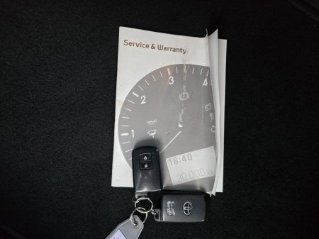 2013 Toyota Yaris - thumbnail 13