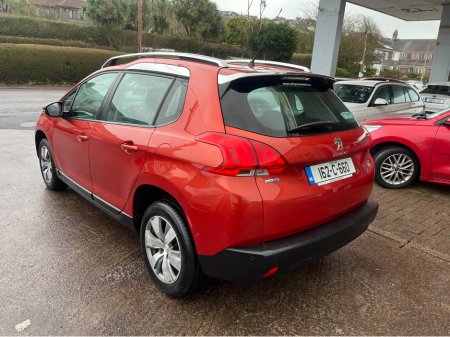 2016 Peugeot 2008 - thumbnail 4