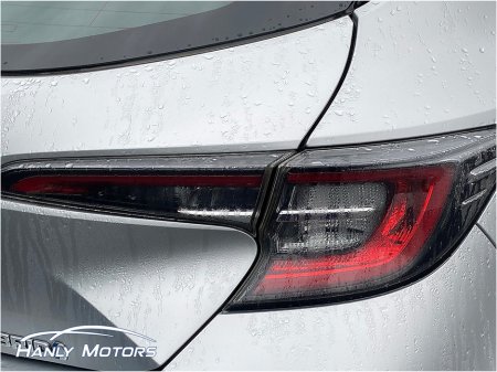 2021 Toyota Corolla HYBRID LUNA H/B AUTO A 4DR €16,995 thumbnail