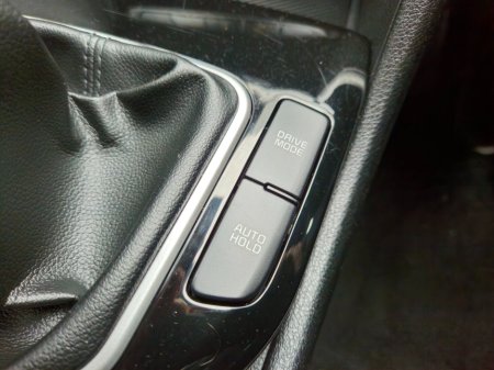 2022 Kia Sportage 1.6 CRDi SCR Diesel 115 hp K2 6MT €27,000 thumbnail