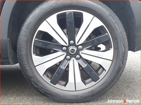 2023 Volvo XC40 - thumbnail 16