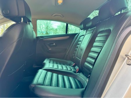 2016 Volkswagen Passat - thumbnail 20