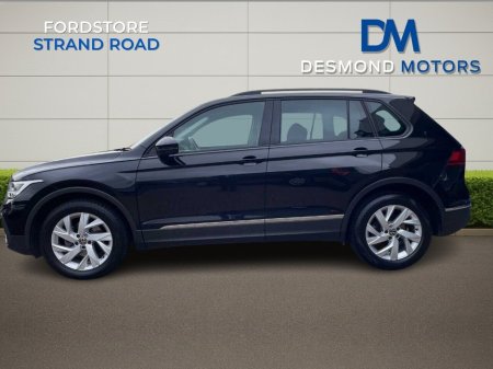2023 Volkswagen Tiguan LIFE TSI S-A DSG €35,995 thumbnail