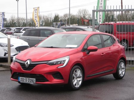 2022 Renault Clio Dynamique Edition Naeb TCE 90 €14,700 thumbnail