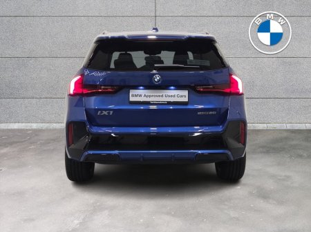 2025 BMW iX1 - thumbnail 15