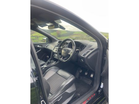 2016 Ford Focus ST2 2.0 ECOBOOST 250PS 5 4DR €19,950