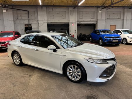 2019 Toyota Camry 2.5 Hybrid Automatic Top Spec only 96000 kms €21,750 thumbnail