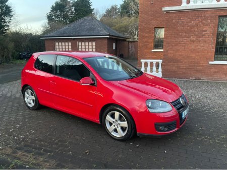 2008 Volkswagen Golf - view 2