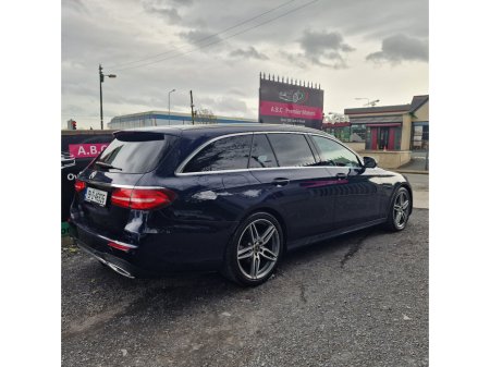 2019 Mercedes-Benz E Class - thumbnail 3