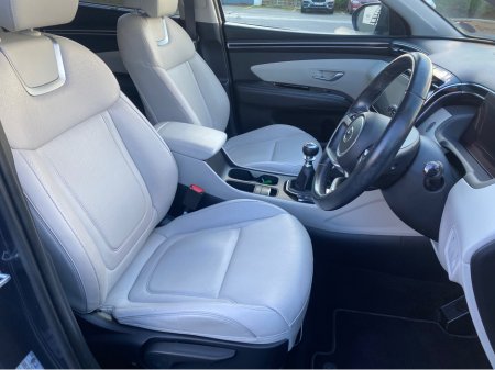 2022 Hyundai Tucson IX35 EXECUTIVE PLUS DIESEL 5 5DR €25,495 thumbnail