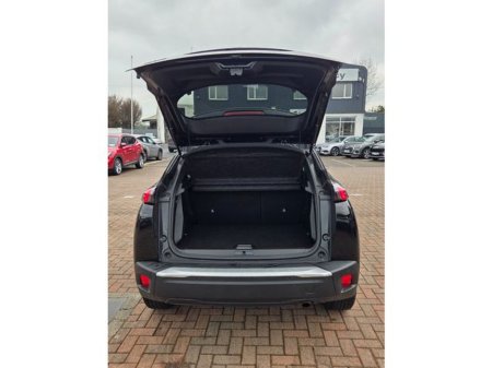 2023 Peugeot 2008 - thumbnail 7