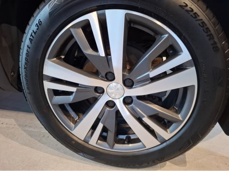 2022 Peugeot 3008 - thumbnail 11