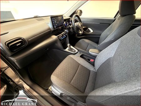 2023 Toyota Yaris Cross 1.5 HYBRID CVT AUTOMATIC LUNA 1 OWNER IRISH CAR €24,900 thumbnail