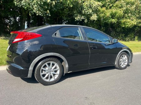 2013 Honda Civic 1.4 i-VTEC SE €5,990 thumbnail