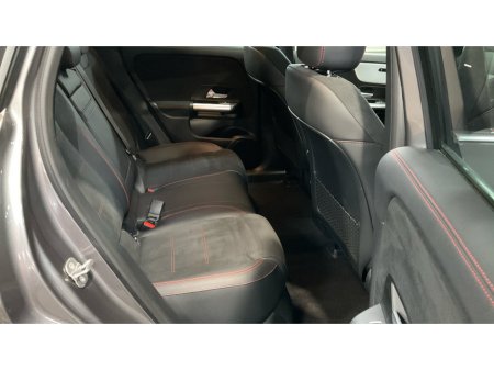 2024 Mercedes-Benz EQA - thumbnail 4