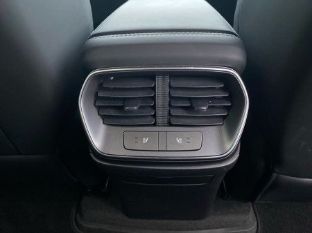 2025 BYD Sealion 7 - thumbnail 16