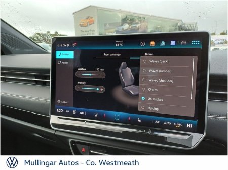 2025 Volkswagen ID.7 TOURER PRO PLUS €49,950 thumbnail