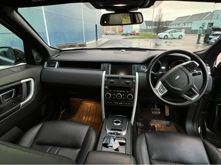 2018 Land Rover Discovery 2.0 TD4 SE 180 180PS 7SEATS AUTO €19,950 thumbnail