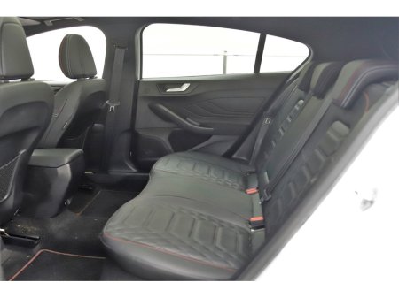 2023 Ford Focus 1.0 TITANIUM 125BHP MHEV *VERY LOW MILEAGE*FULL LEATHER*EL.PAN ROOF* thumbnail