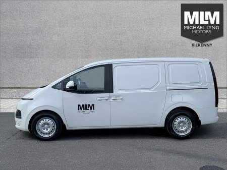 2024 Hyundai Staria 2.2 177ps Fwd, Price ex VAT €24,386 thumbnail