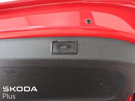 2023 Skoda Kodiaq 2.0 TDI 150HP DSG SportLine 7 Seat €47,950 thumbnail