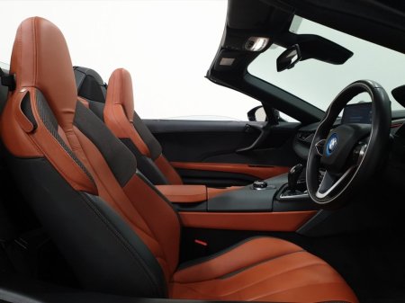 2019 BMW i8 - thumbnail 11