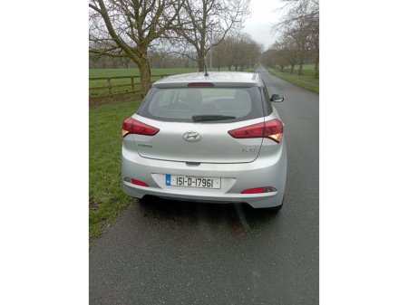 2015 Hyundai i20 - view 3
