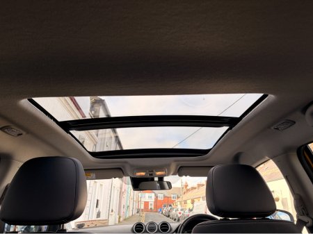 2023 Suzuki Vitara - thumbnail 7