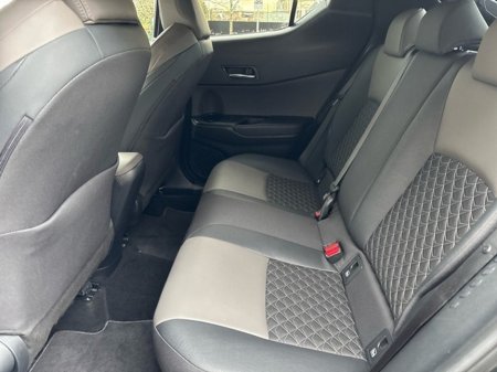 2023 Toyota C-HR - thumbnail 7