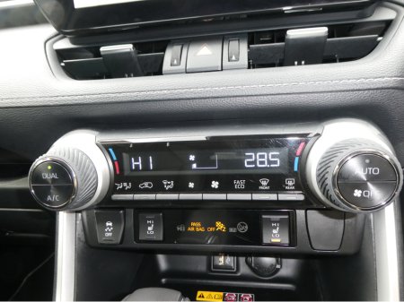 2025 Toyota Rav4 - thumbnail 32