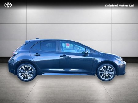 2022 Toyota Corolla - thumbnail 3