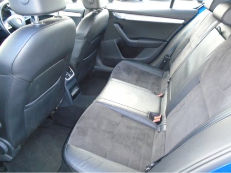 2016 Skoda Octavia 1.4 TSI SE L 150PS 5DR AUTO €11,999 thumbnail