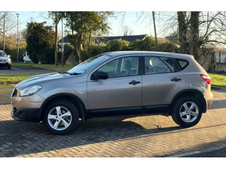 2012 Nissan Qashqai 1.5 XE 5DR DSL €2,950 thumbnail