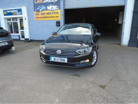 2016 Volkswagen Passat - thumbnail 2