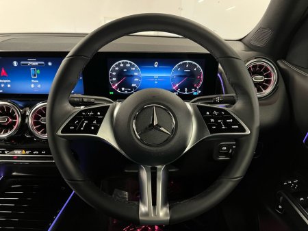 2026 Mercedes-Benz GLB 200d Progressive - 18 Inch Alloys - Reversing Camera - Ambient Lighting - Sat Nav - Climate Control - Heated Seats - Keyless Start - Apple CarPlay/Android Auto €73,298 thumbnail