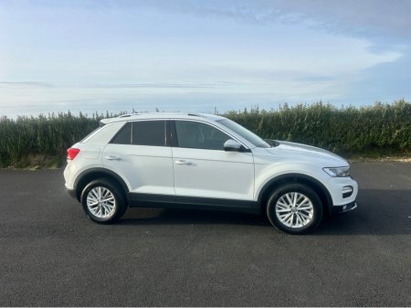 2019 Volkswagen T-Roc DESIGN 1.6 TDI MANUAL 6SPEED FWD 115BHP 5 5DR €19,950