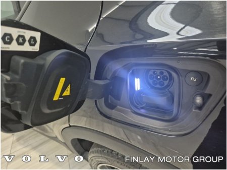 2022 Volvo XC40 - thumbnail 23