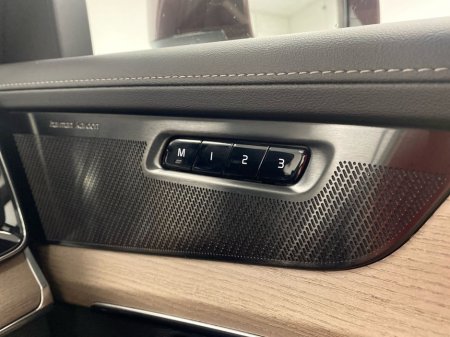 2026 Volvo XC90 - thumbnail 18
