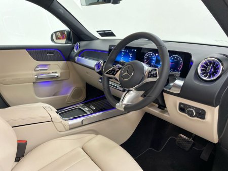 2025 Mercedes-Benz GLB - thumbnail 9