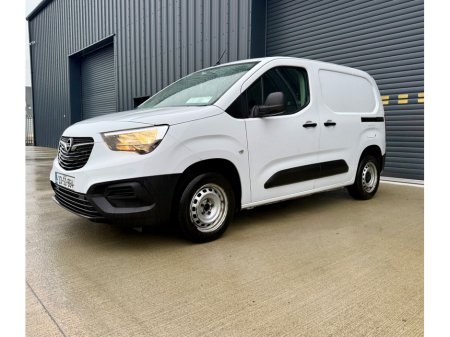 2023 Opel Combo - thumbnail 3