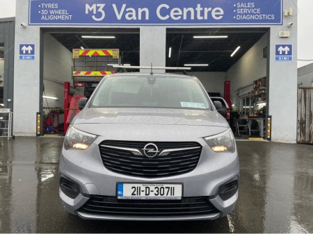 2021 Opel Combo - thumbnail 10