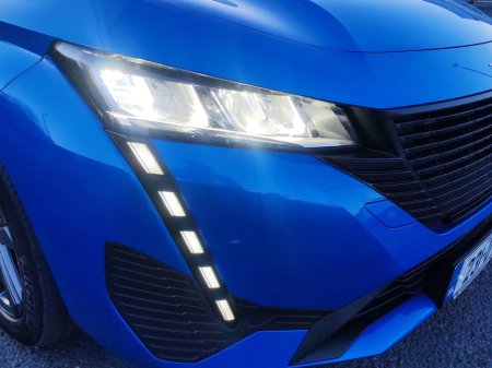 2023 Peugeot 308 - thumbnail 25