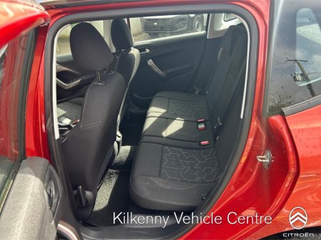 2016 Peugeot 2008 - thumbnail 10