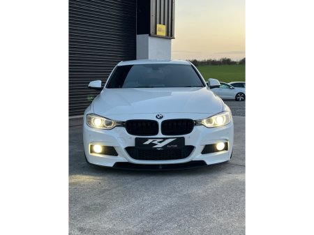 2012 BMW 3 Series - thumbnail 4