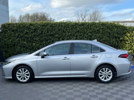 2023 Toyota Corolla - photo 3