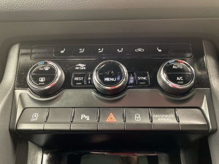 2023 Skoda Kodiaq 2.0 TDI 150HP DSG SportLine 7 Seat €47,995 thumbnail