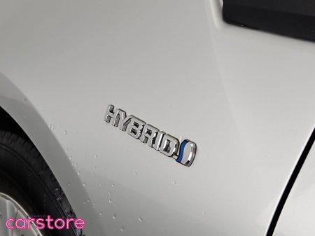 2019 Toyota Prius 1.8 Hybrid thumbnail