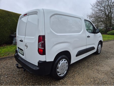 2022 Opel Combo Low mileage! €12,450 thumbnail